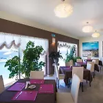 Отель La Playa Blanca 4*