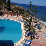 Отель La Playa Blanca 4*