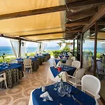 La Playa Blanca Отель 4*