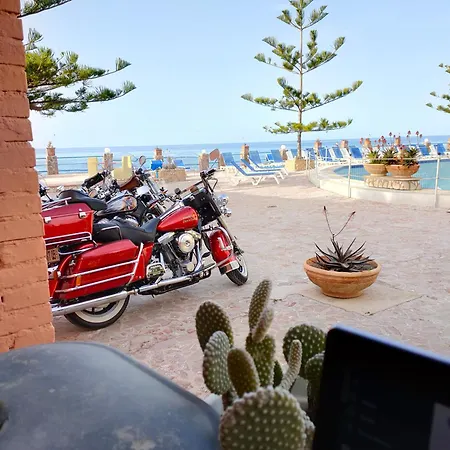 La Playa Blanca 4* Santo Stefano di Camastra