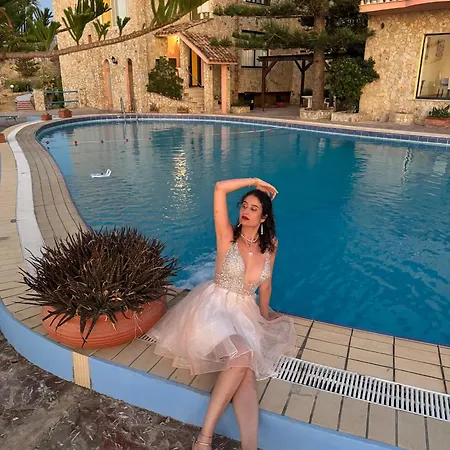 La Playa Blanca Hotel 4*