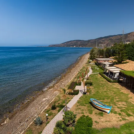 Hotel La Playa Blanca 4*