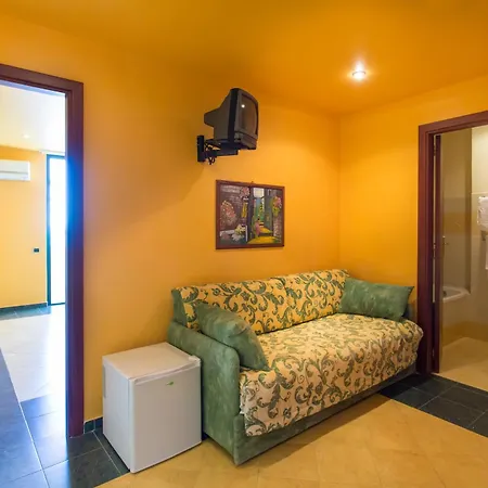 La Playa Blanca Hotel