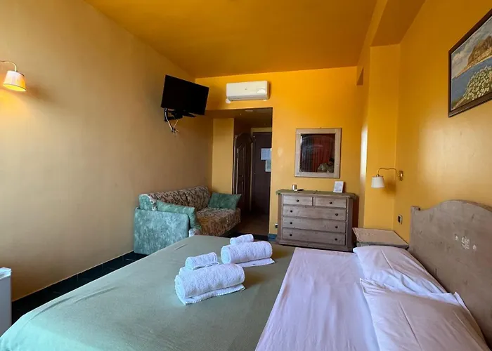 La Playa Blanca Hotel