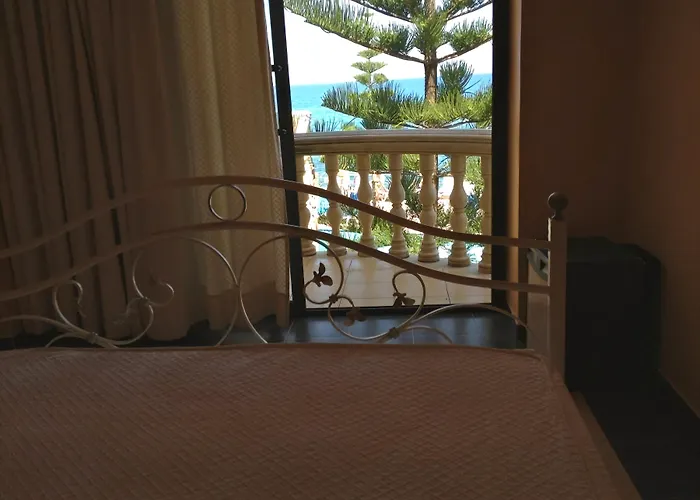 La Playa Blanca Hotel