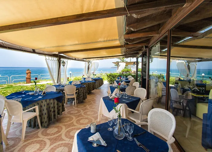 La Playa Blanca Hotel 4*