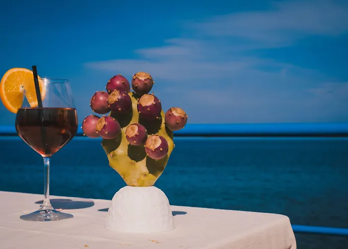 Hotel La Playa Blanca Santo Stefano di Camastra