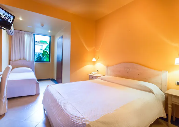 La Playa Blanca Santo Stefano di Camastra